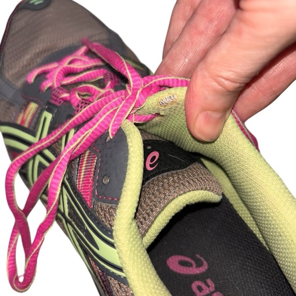 ASICS Women’s Size 10 Gel Venture 5 Running Shoes T5N9Q Gray Pink Lime Green - Picture 6 of 8